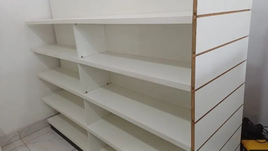 VENDO  PRATELEIRAS - Foto 3