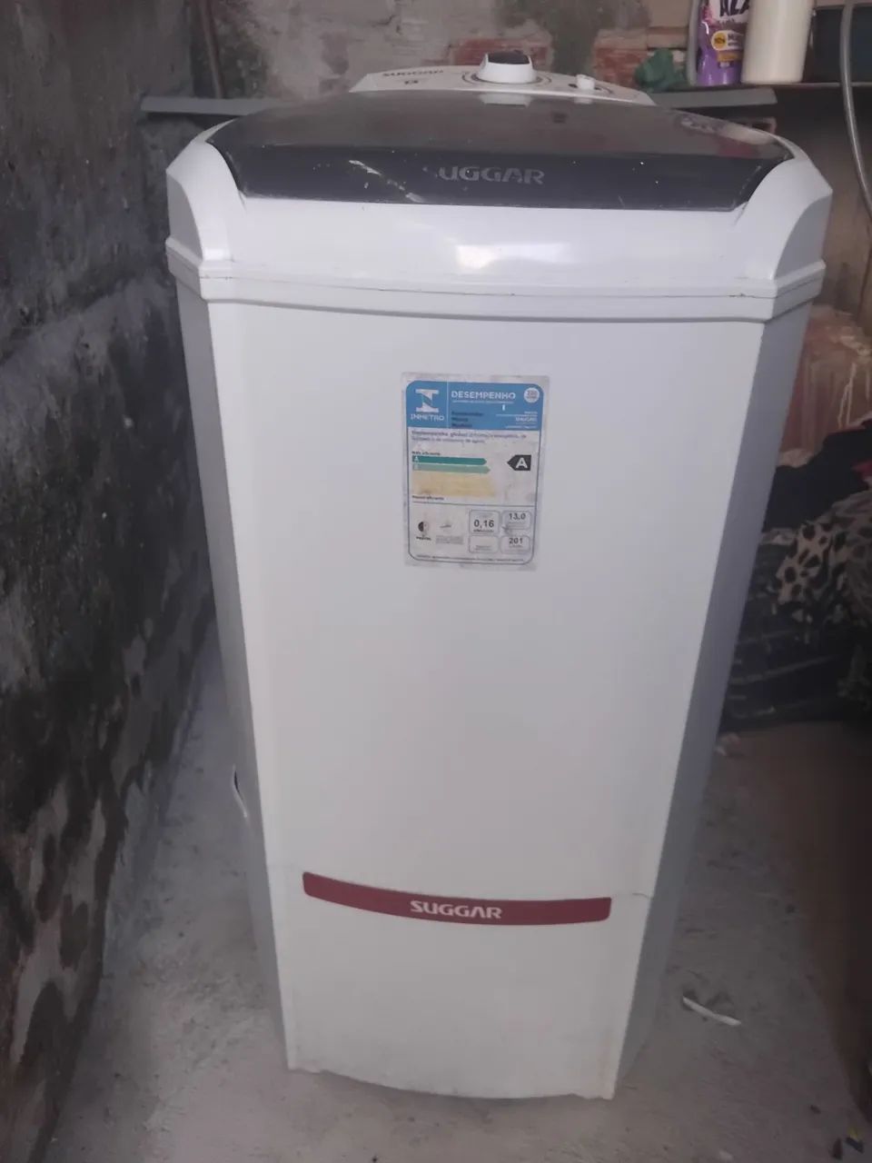 Tanquinho de lavar roupa 