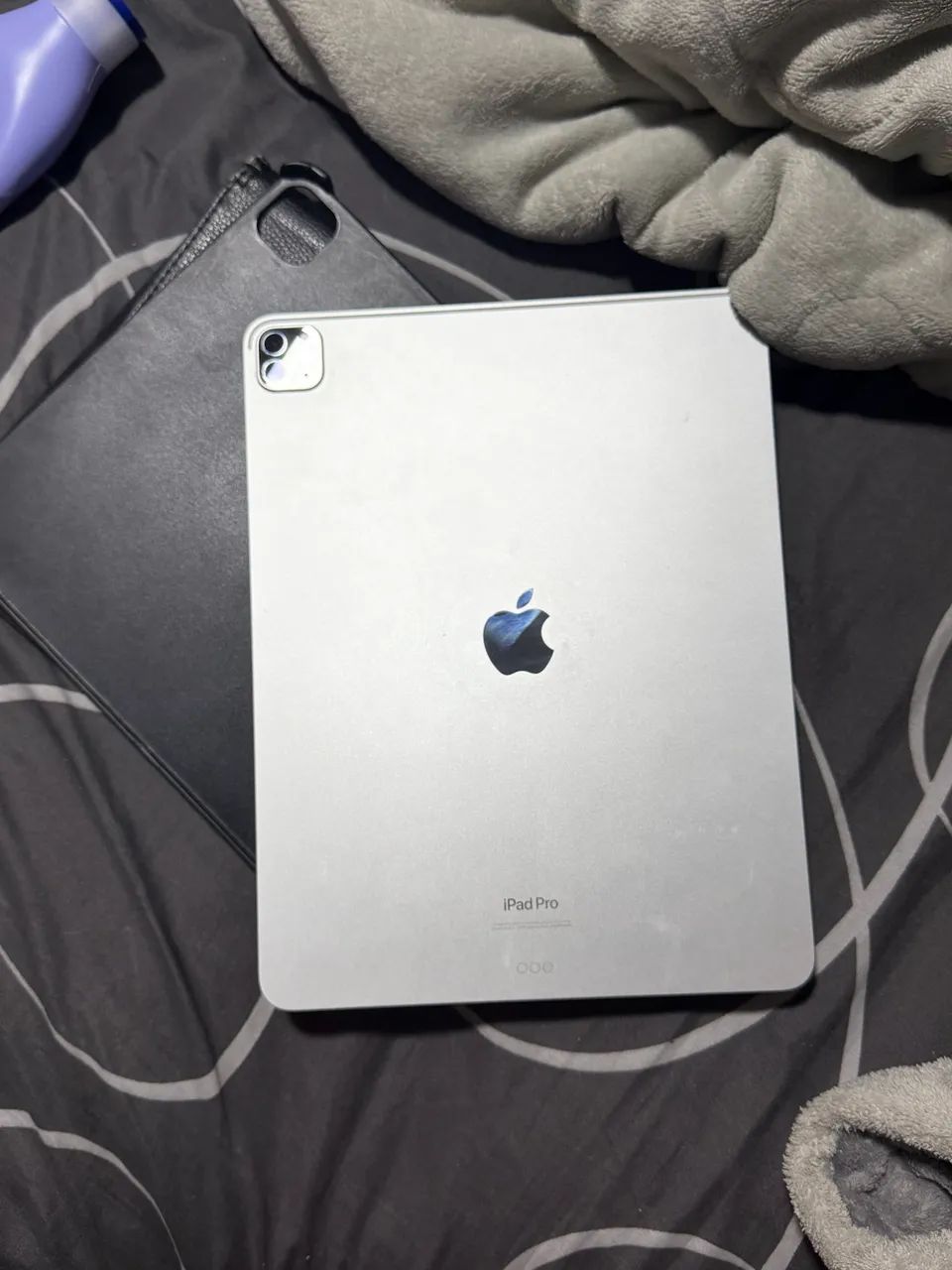    iPad Pro 12,9 6ª geração M2 + Apple Pencil - Impecável
