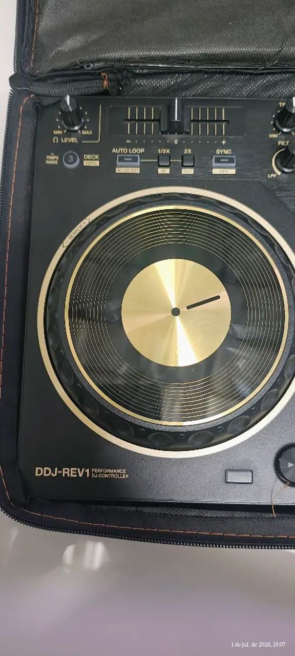 Vendo controladora Pioneer DDJ-REV1 DOURADA  - Foto 2
