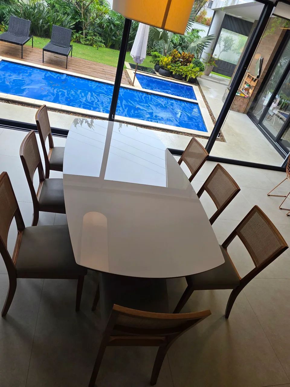 Mesa de jantar e cadeiras - Foto 4