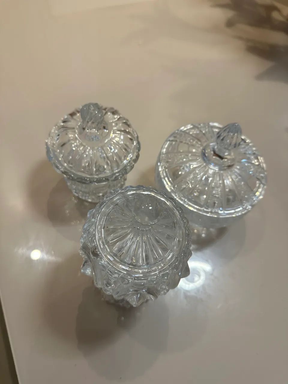 Kit com 3 potiches de vidro decorativos com tampa  - Foto 5