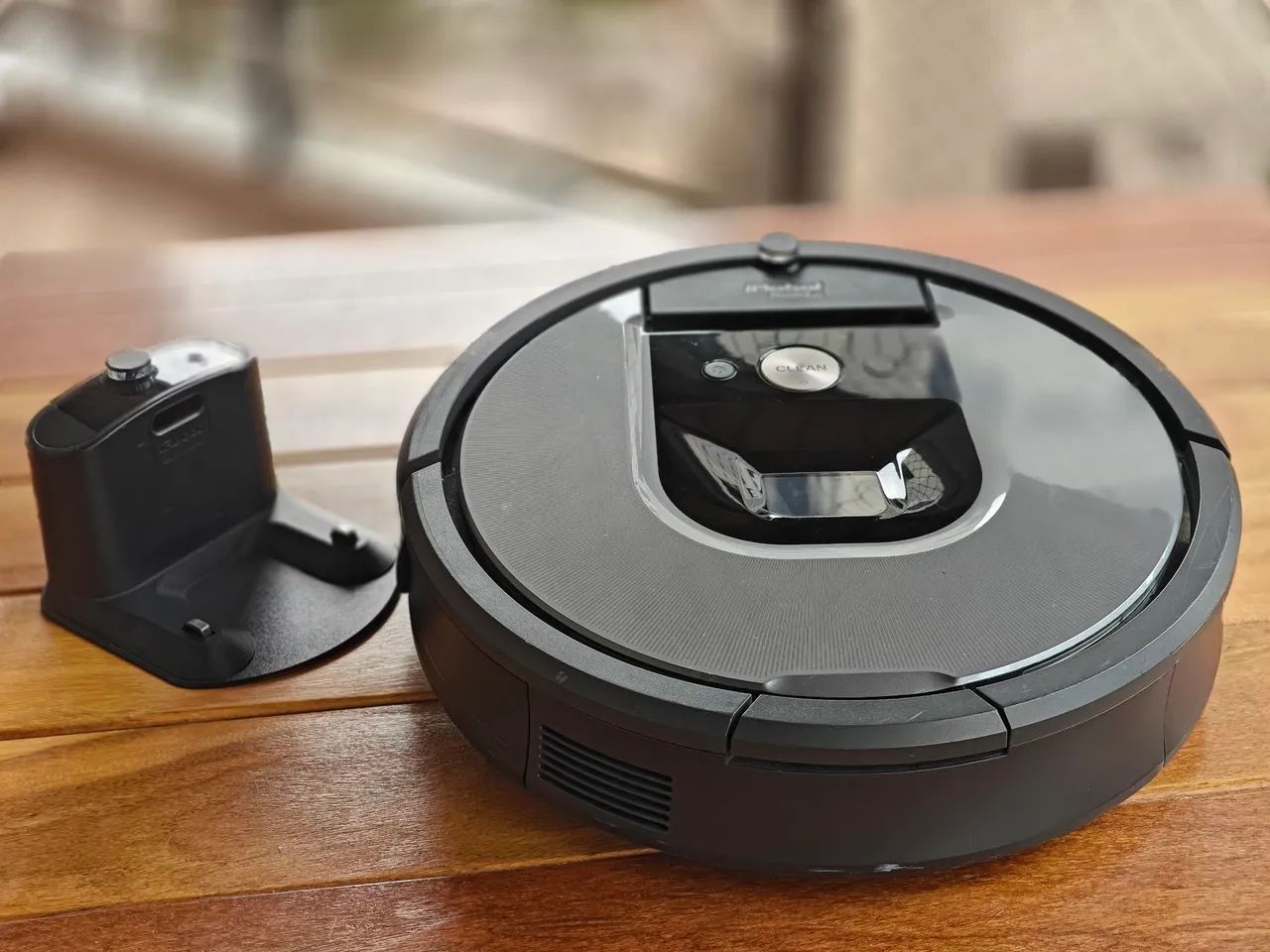 Roomba aspirador iRobot 960 com extras - Eletroportáteis Para