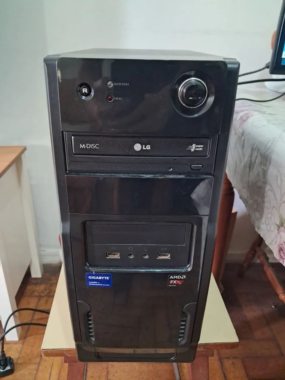 PC - AMD FX-4300 4GB RAM 500GB SATA - Foto 2