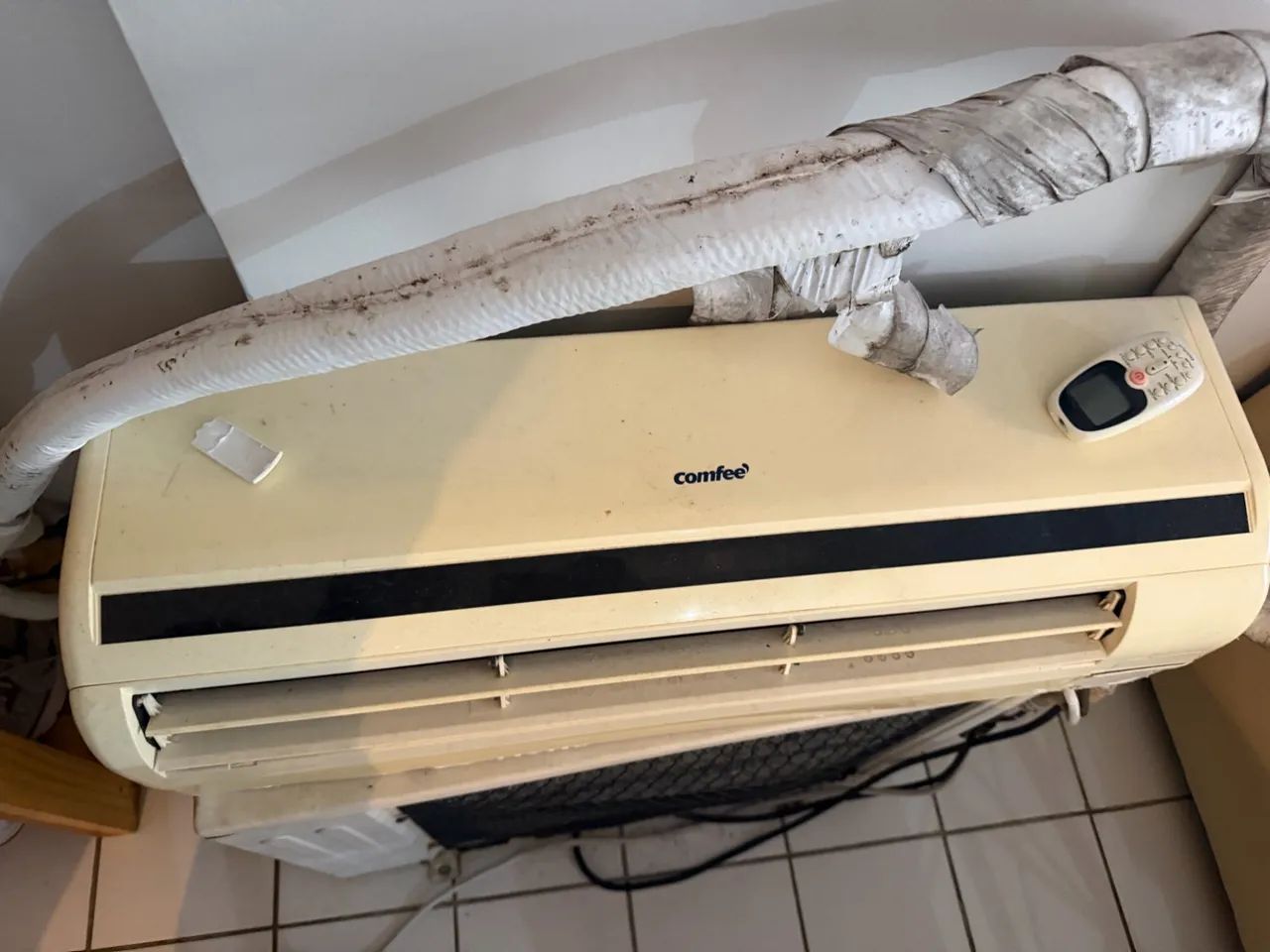 Ar condicionado comfee 12.000 bitus - Foto 2