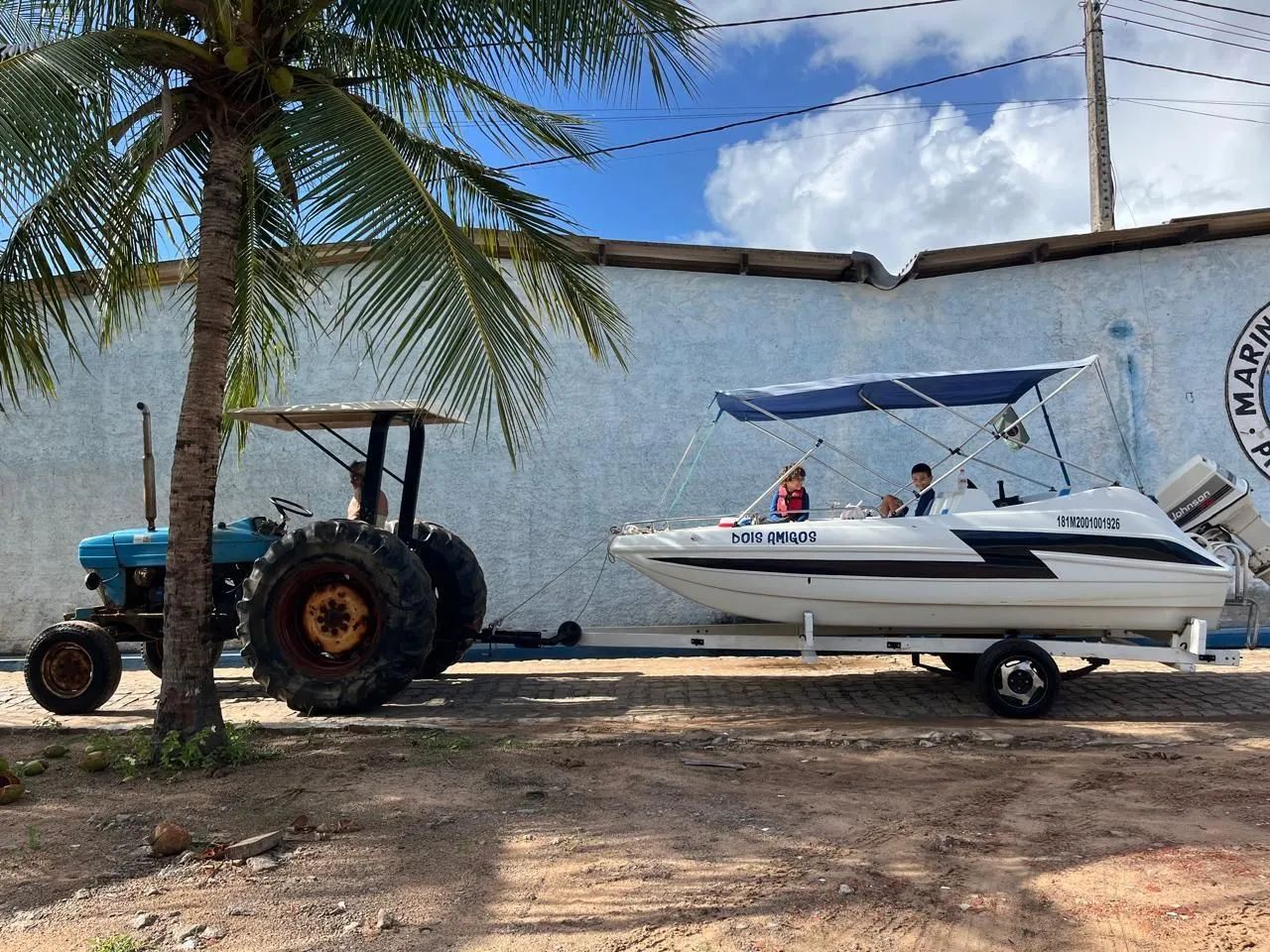 Vendo lancha 16 pés 