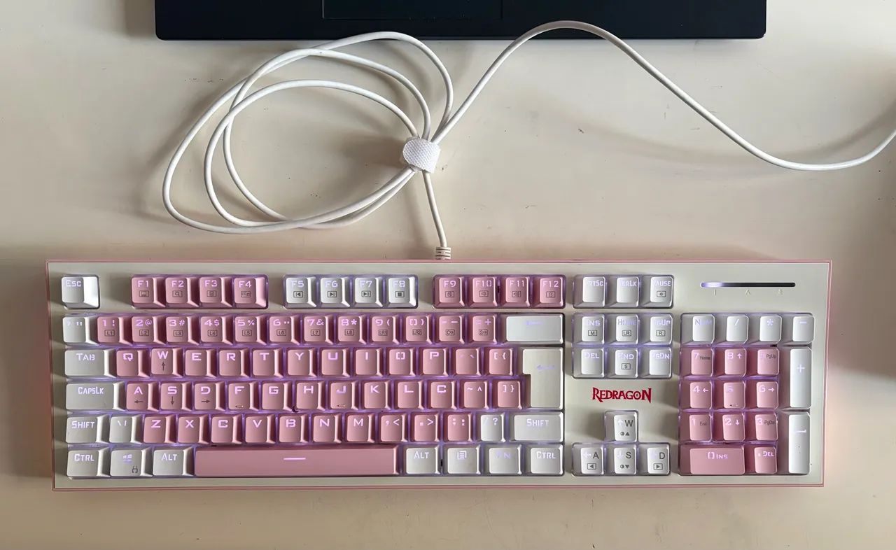 Teclado Mecânico Redragon Hades Rosa e Branco - Foto 2