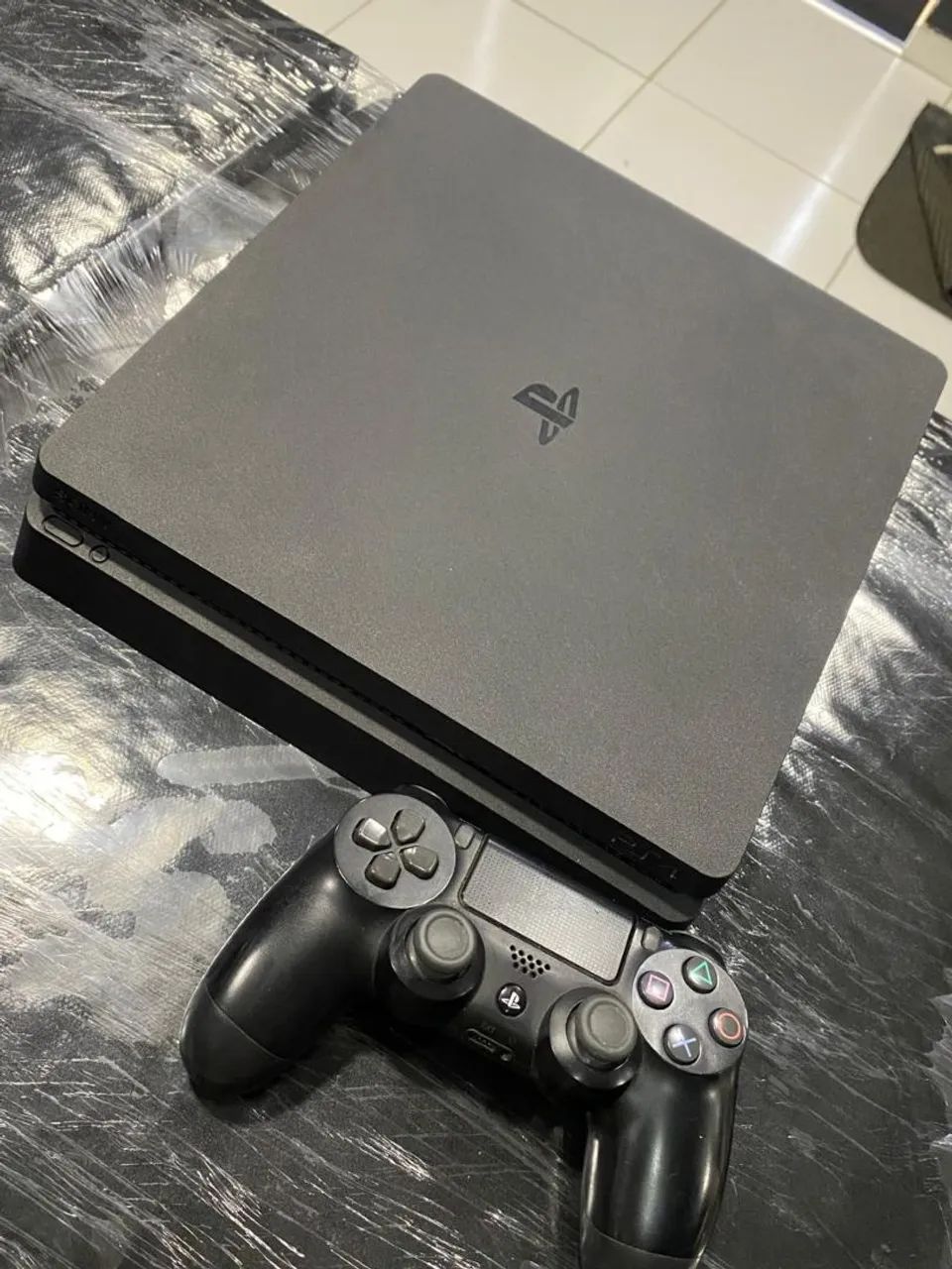 PS4 SLIM 