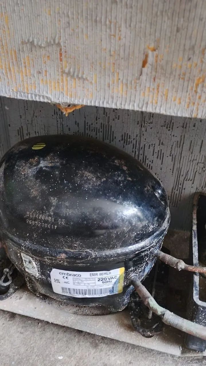 Vendo geladeira dúplex com defeito . - Foto 2
