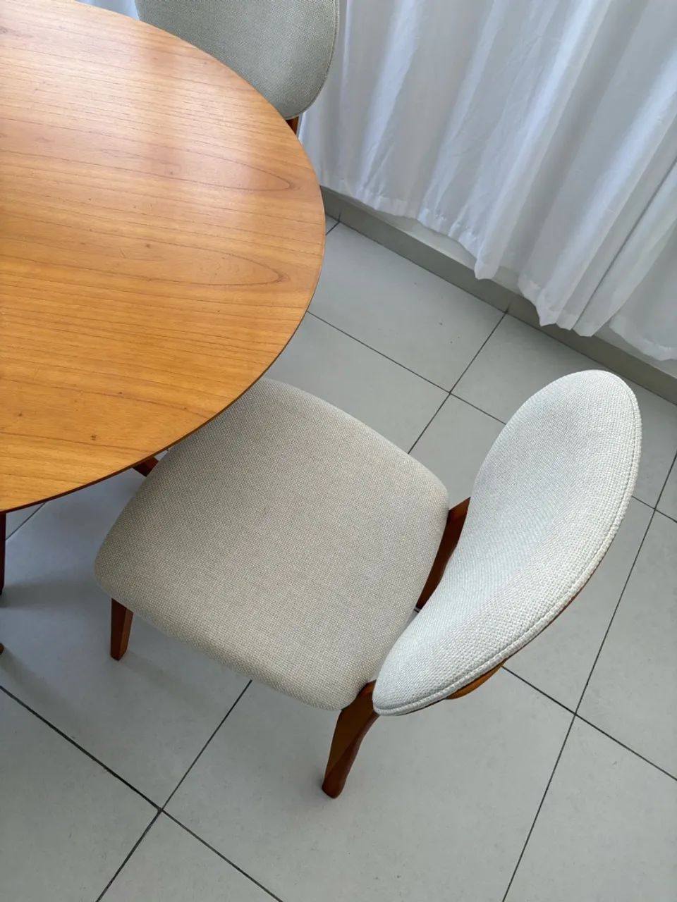 Mesa com 4 cadeiras  - Foto 5