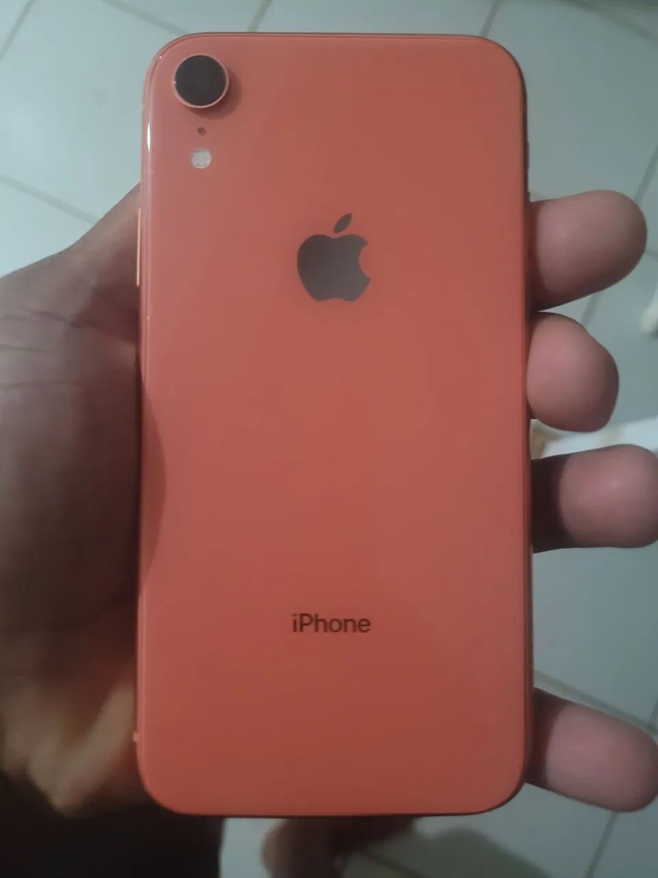 IPHONE  XR   , 128 GB ,  COR CORAL.  - Foto 2
