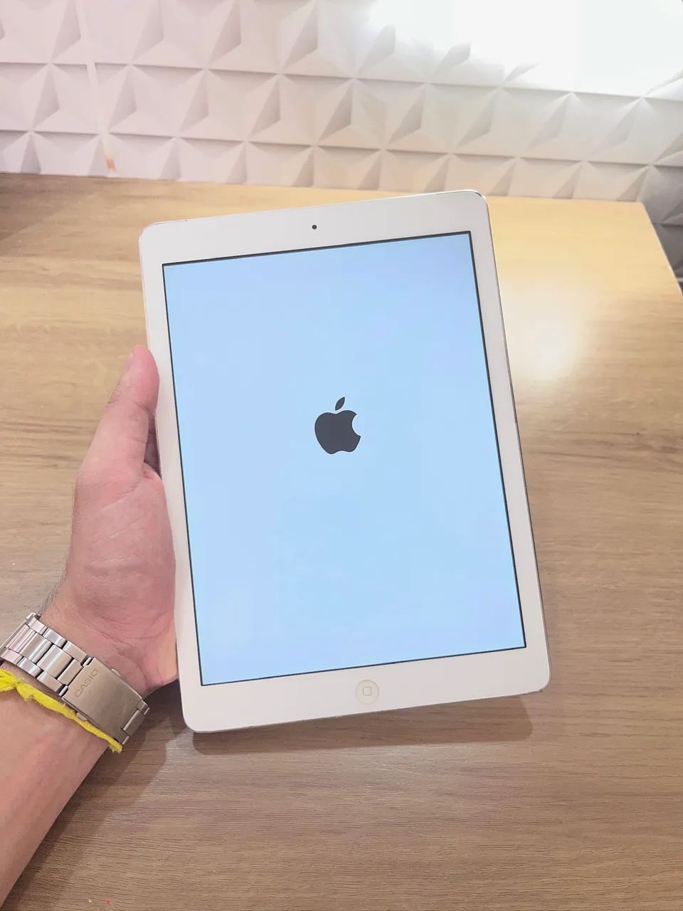 iPad Air 1 (32Gb) Prata - Tablets e E-Readers - Jardim Zara