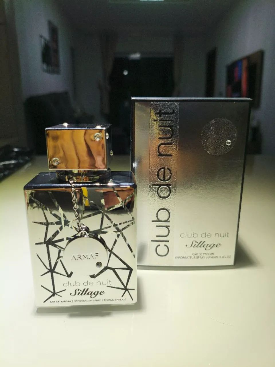 Perfume Club de Nuit Sillage 