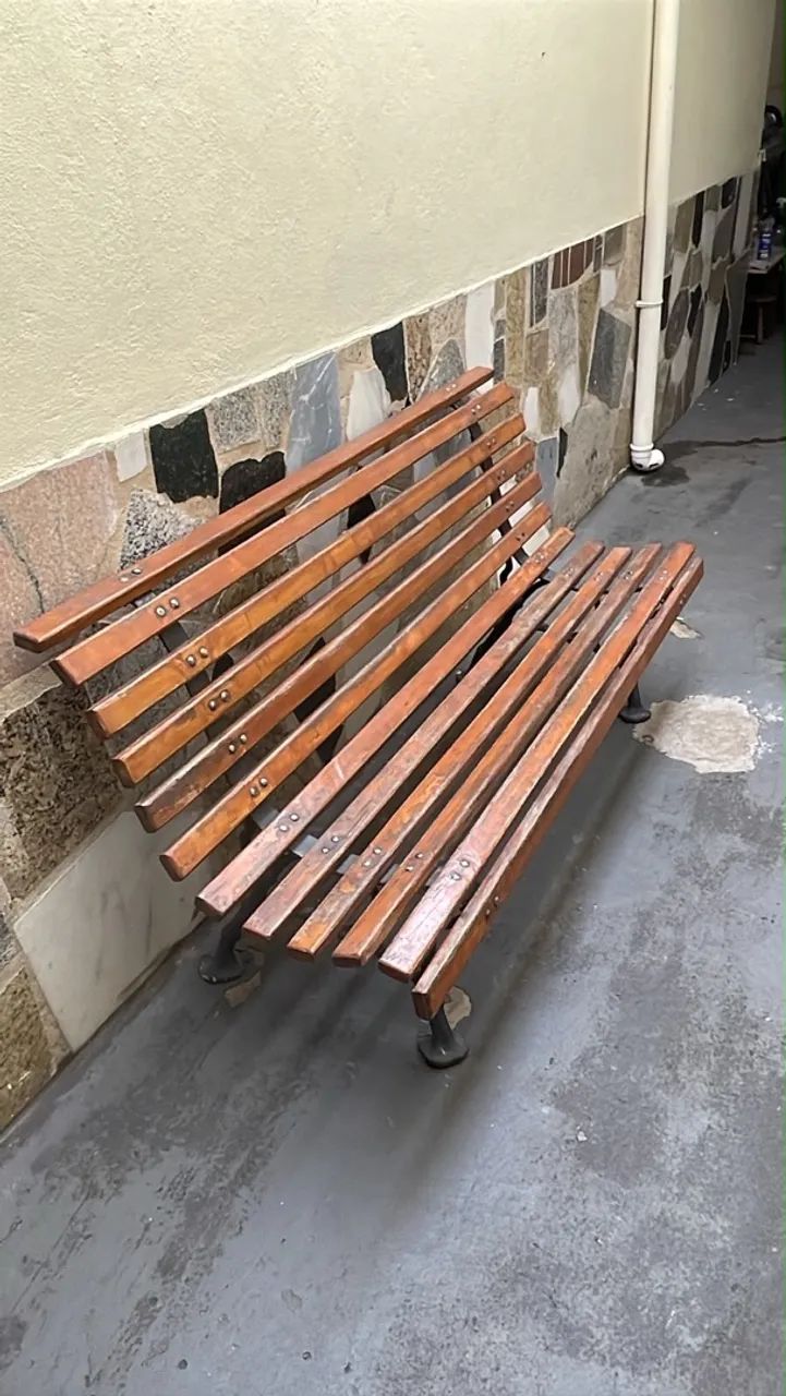 Banco de madeira maciça  - Foto 3