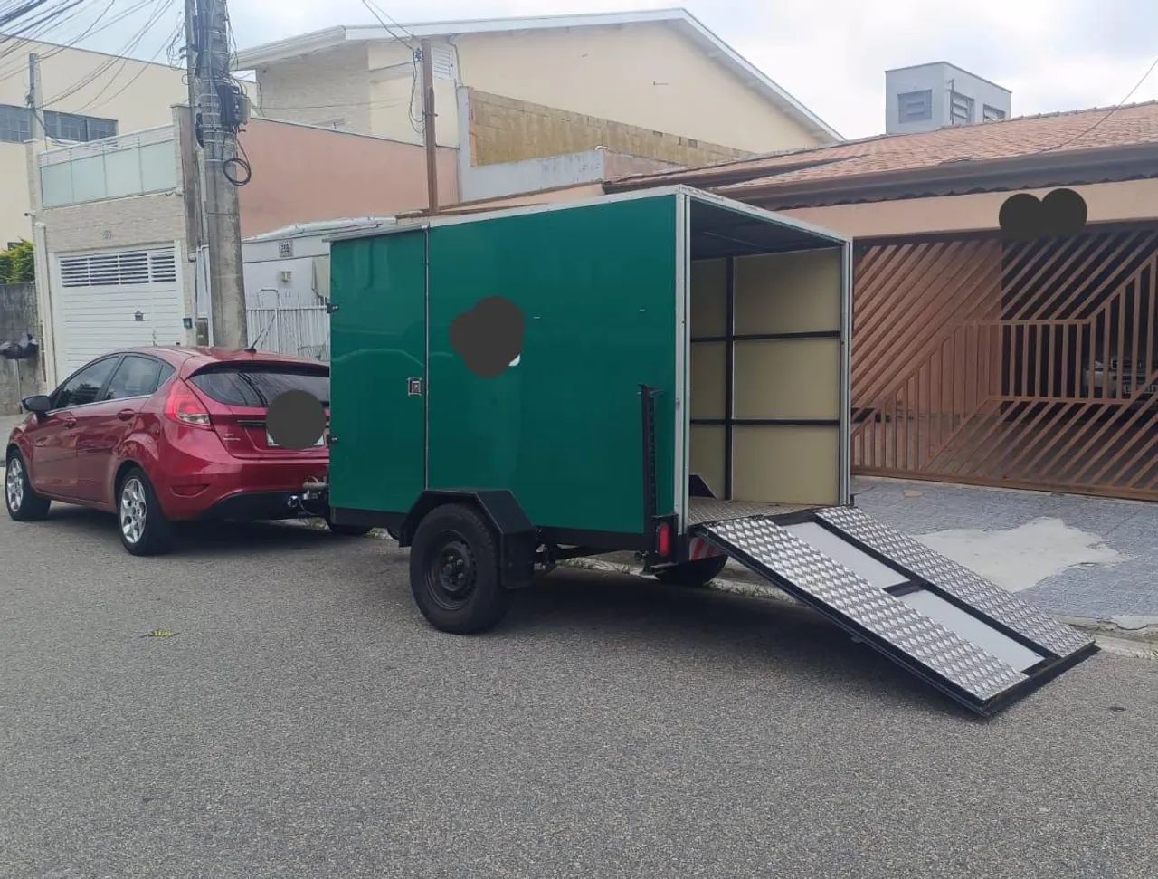 Carreta baú fechada, com rampa reforçada  - Foto 3