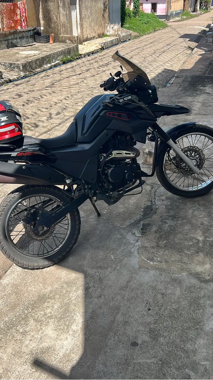 Moto SHI 175 cc, a venda