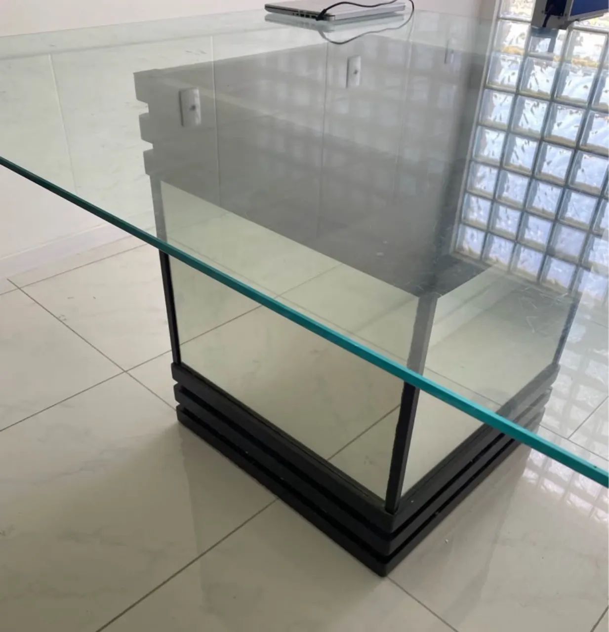 Mesa de jantar tampo de vidro 8 lugares 1,40x1,40m - Foto 2