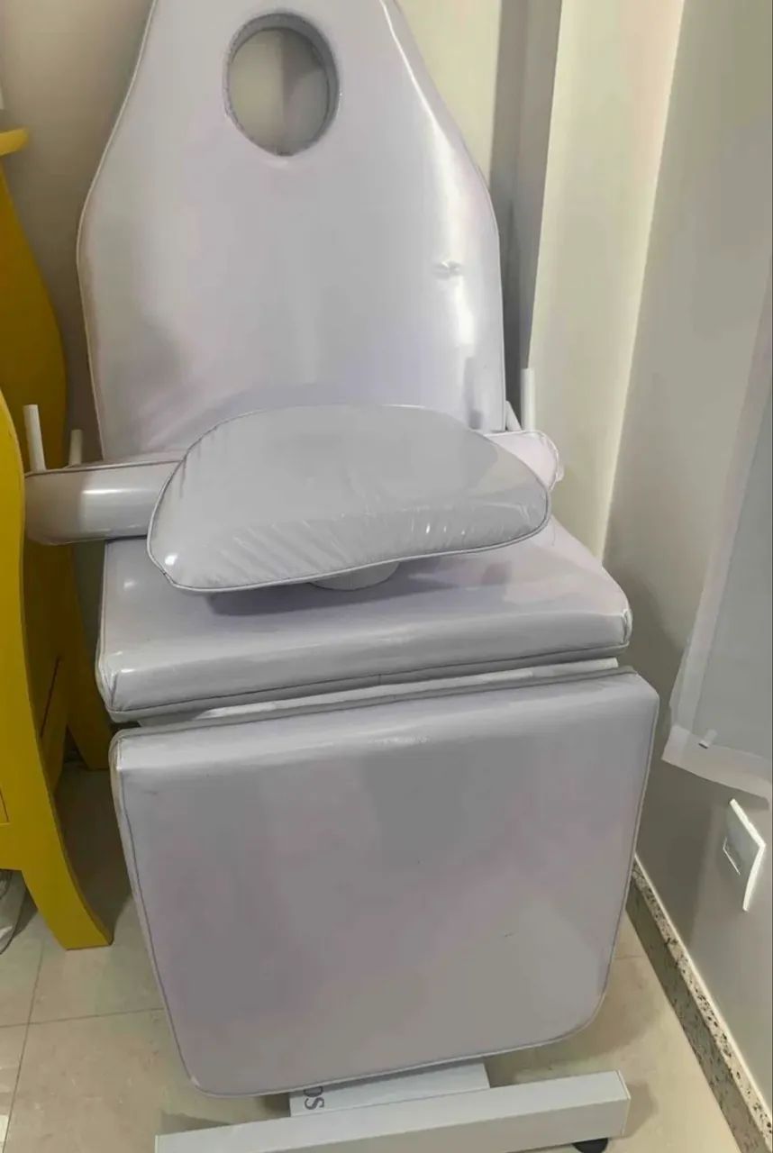 Maca, carrinho e mocho para clínica de estética  - Foto 2