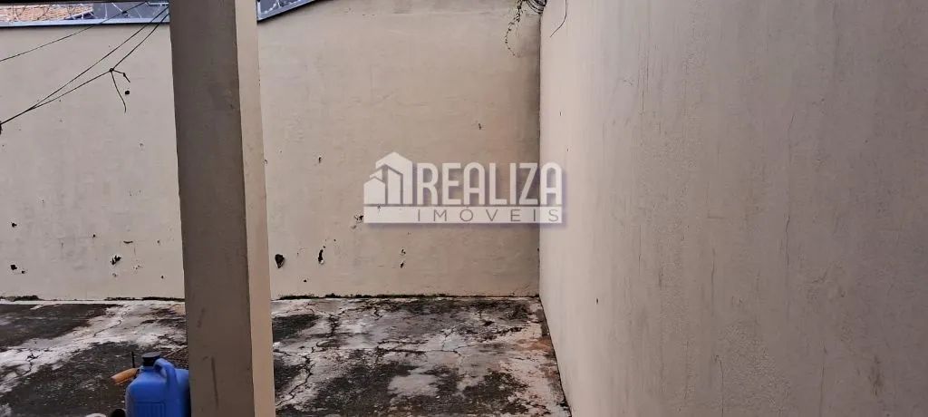 Casa Padrão à venda em Oneida Mendes, Uberaba - 2 dormitórios e 3 garagens! - Foto 4