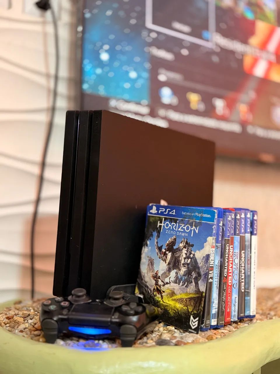 PS4 pro 1 tera de memória 
