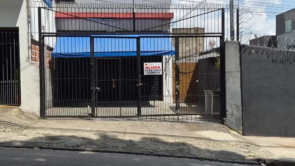Espaço comercial amplo no Rio Pequeno, São Paulo