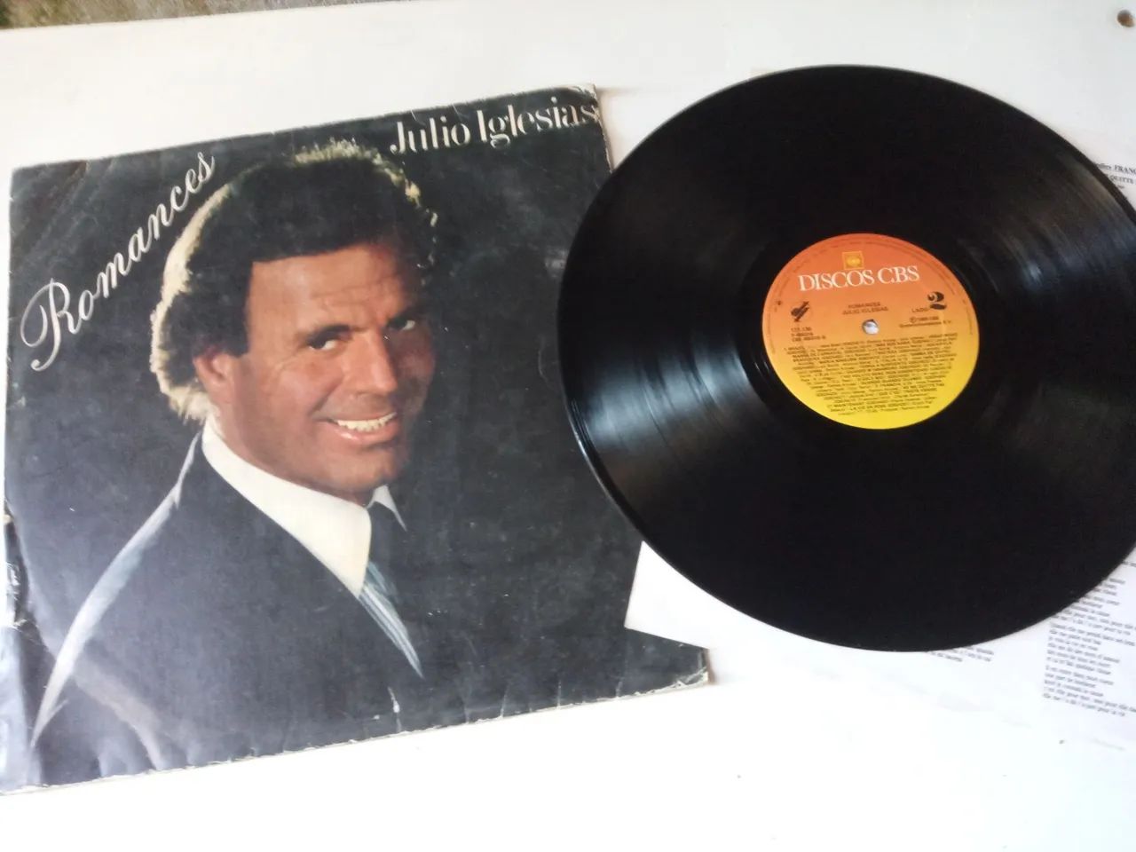 LP Julio Iglesias Romance  - Foto 2