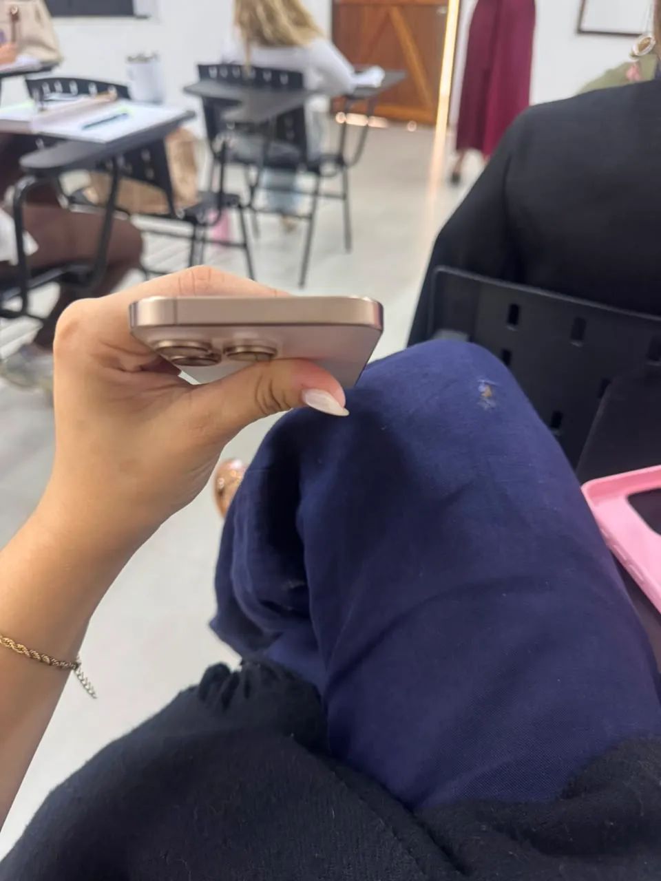 iPhone 16 Pro - Foto 5
