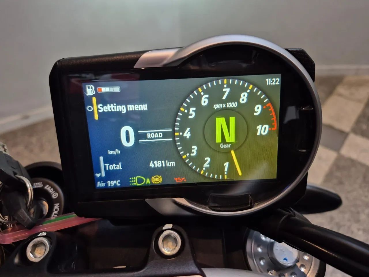 Ducati Sclamber  - Foto 4