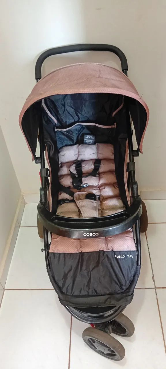 Carrinho com bebê conforto Cosco - Foto 2