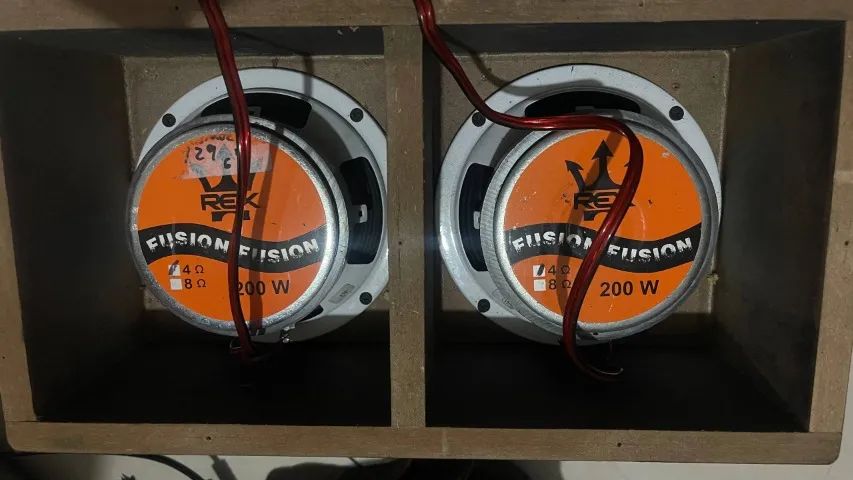 Par médio grave Rex 200w cada um 4oms + caixa dupla - Foto 2
