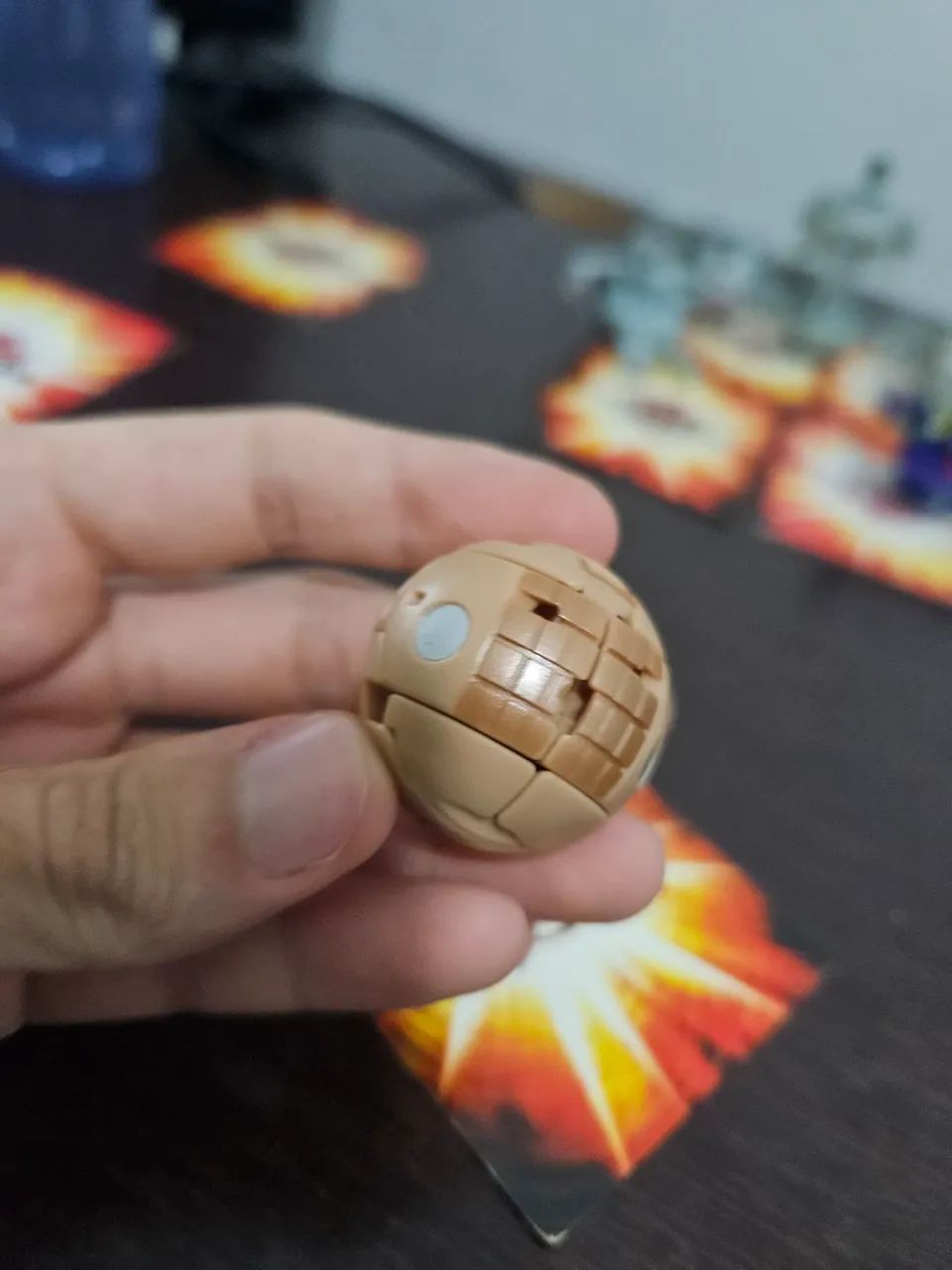 Bakugan subterra shadow vulcan - Foto 3