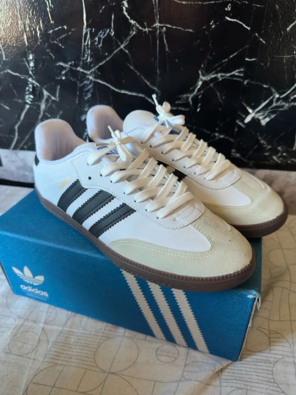 Adidas Samba branco e preto 43