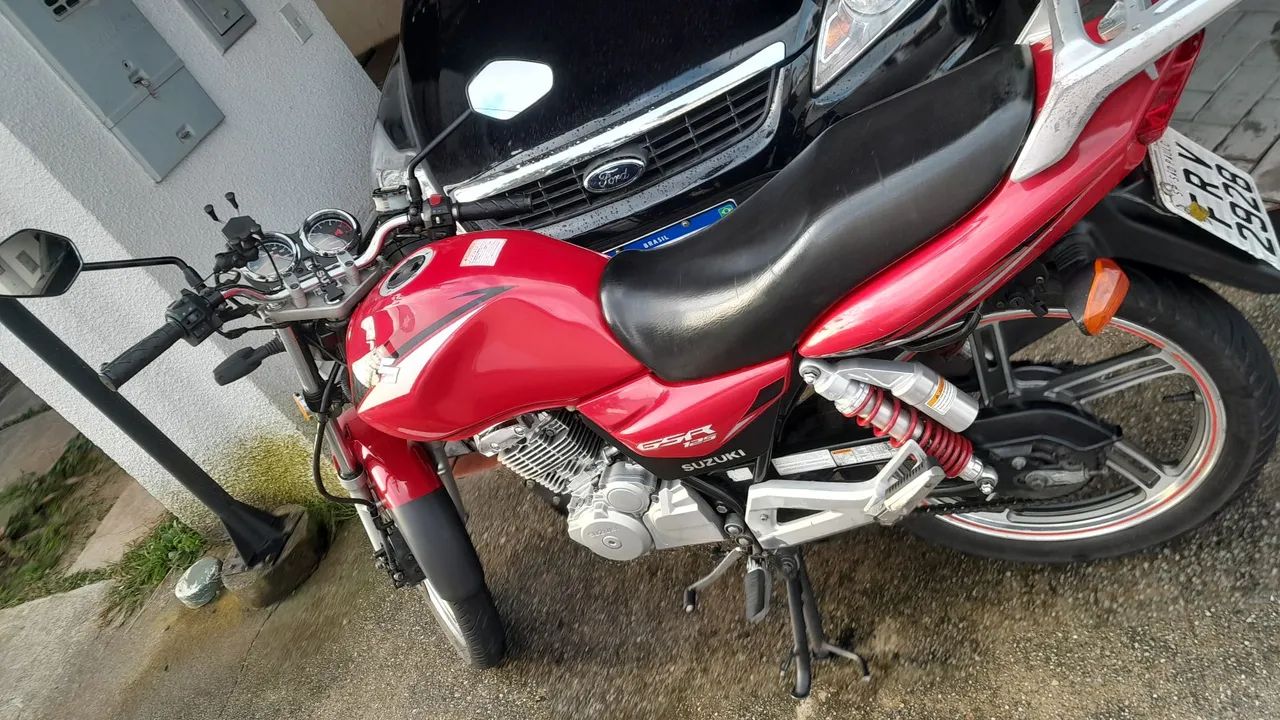 SUZUKI GRS 125 