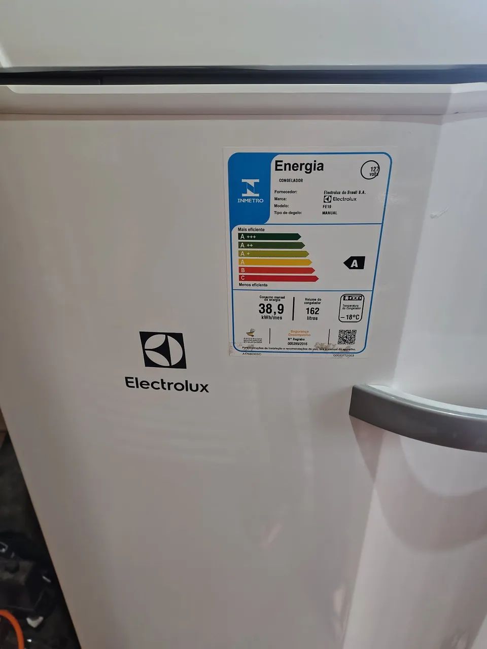 Freezer vertical Eletrolux 