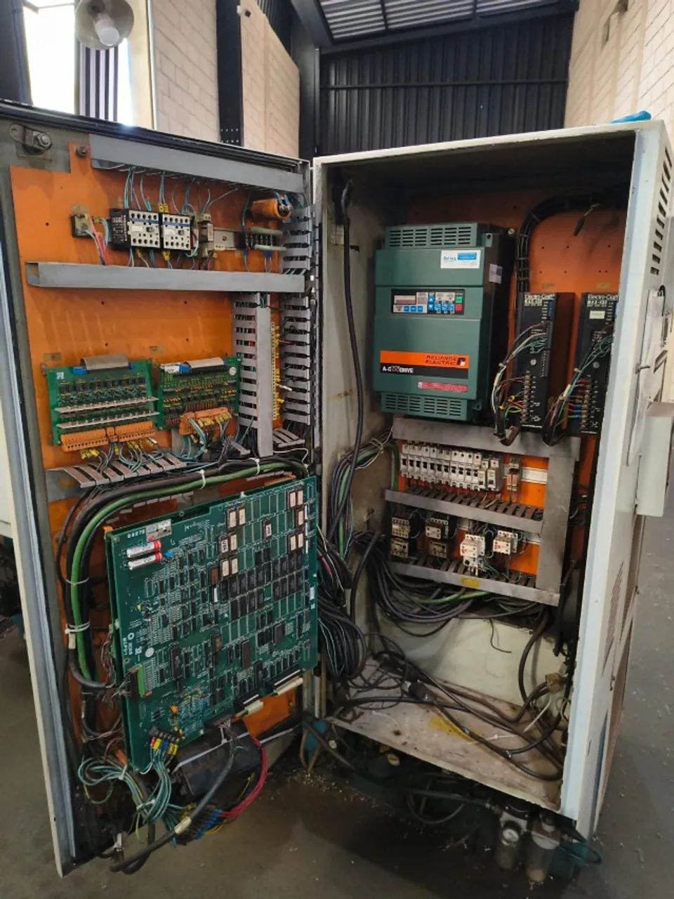 TORNO CNC ROMI CENTUR 30RV - MACH 8 - Foto 3