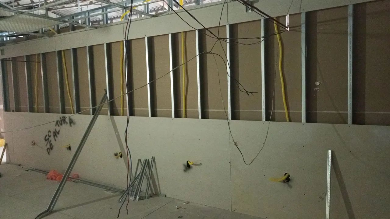 Serviços e consertos de gesso - Foto 3