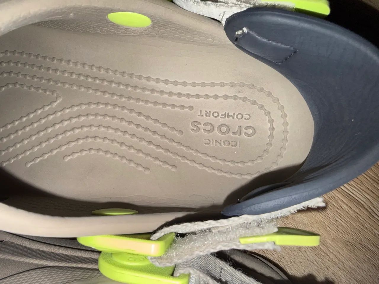 Crocs Original Tamanho 33 - Foto 2