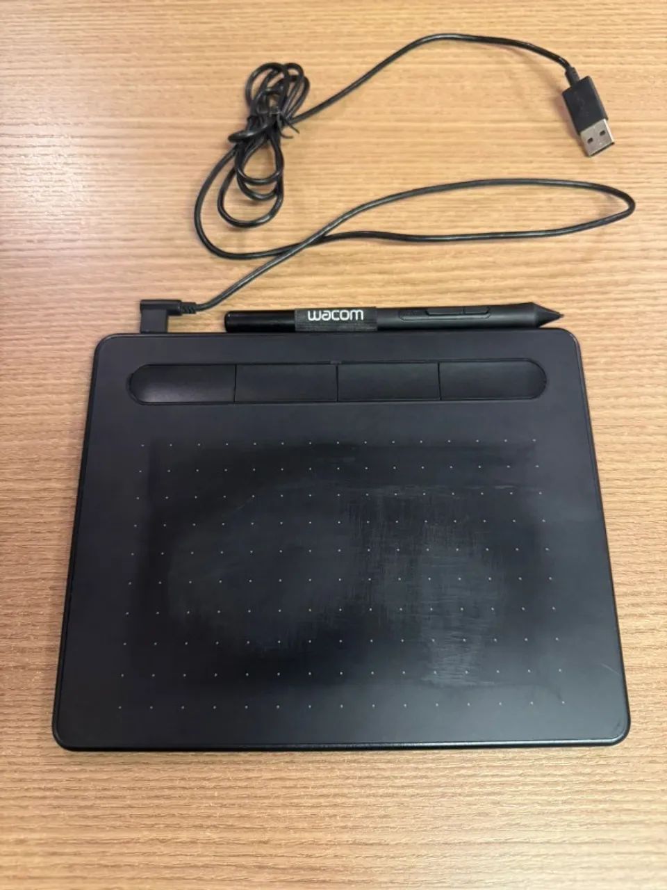 Mesa Digitalizadora Wacom Intuos Small CTL-4100 USB com Caneta