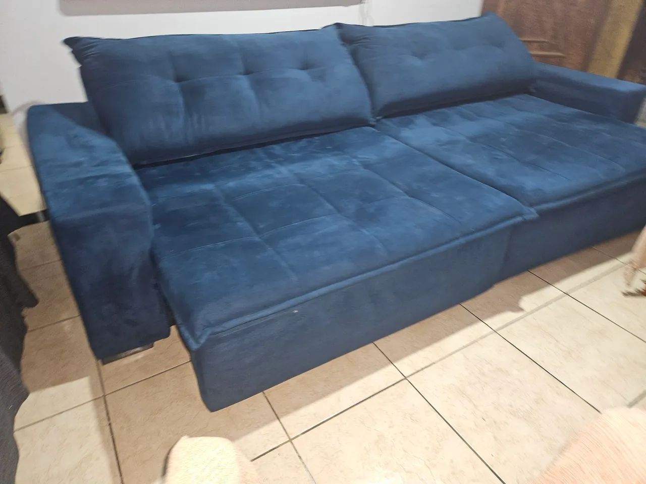 Vendo sofá3 metros azul novo . - Foto 3