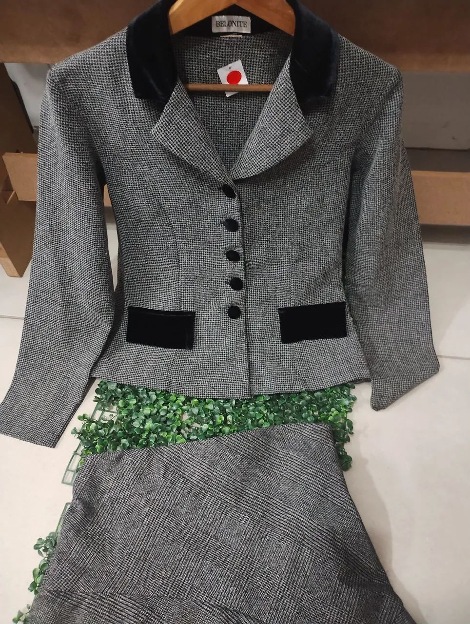 Conjunto casaquinho e saia - Foto 5