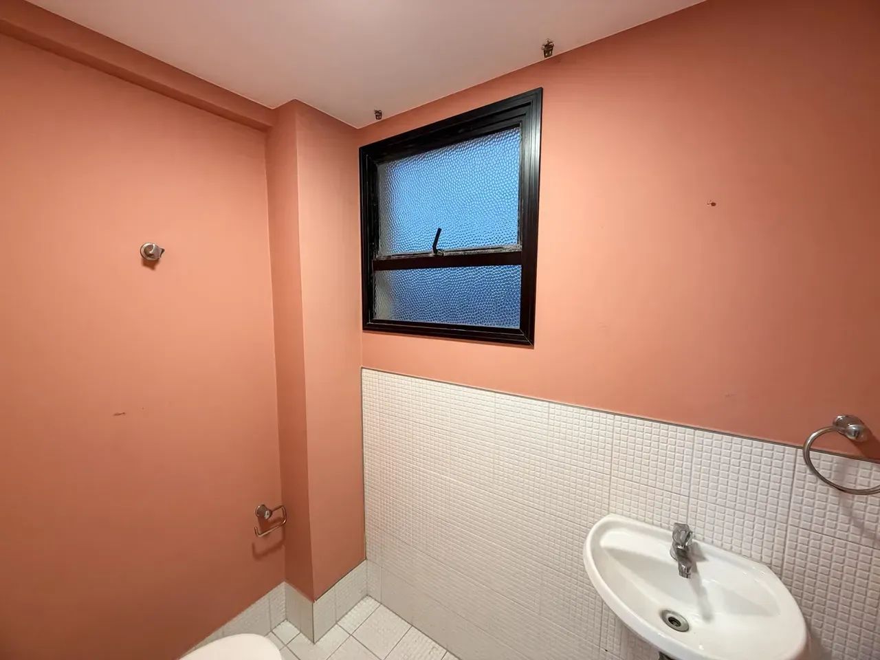 Sala comercial de 35m², com vaga de garagem na Praia do Canto! - Foto 4