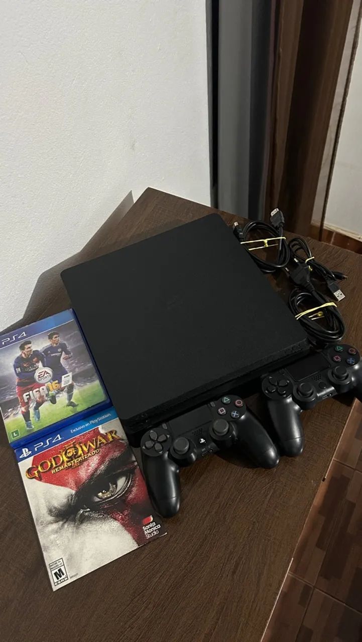 Playstation 4 slim + jogos