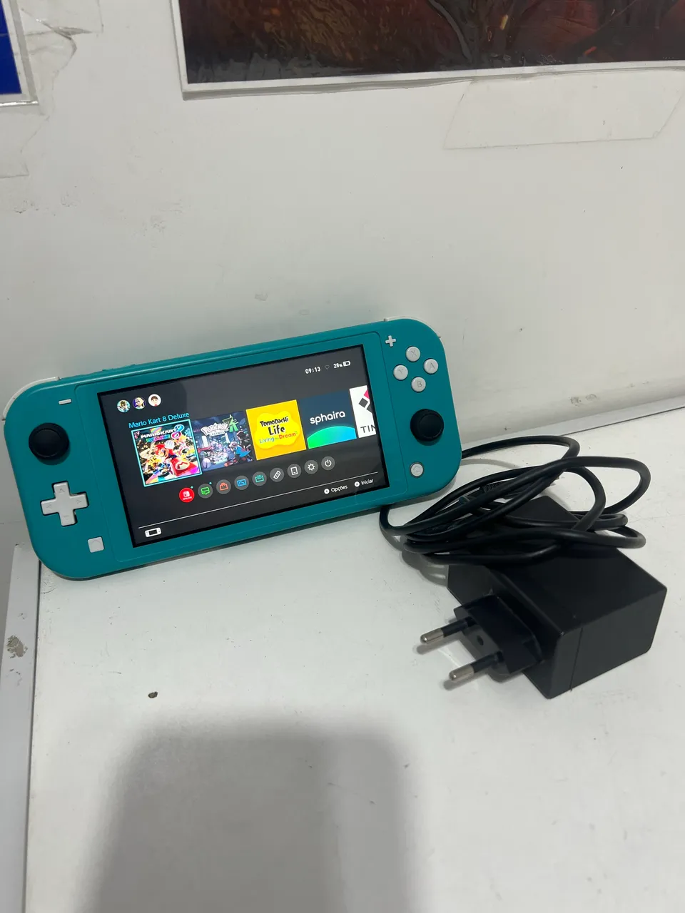 Nintendo Switch 32gb Azul/vermelho Neon V2 - 1 Mês + Zelda BOTW +