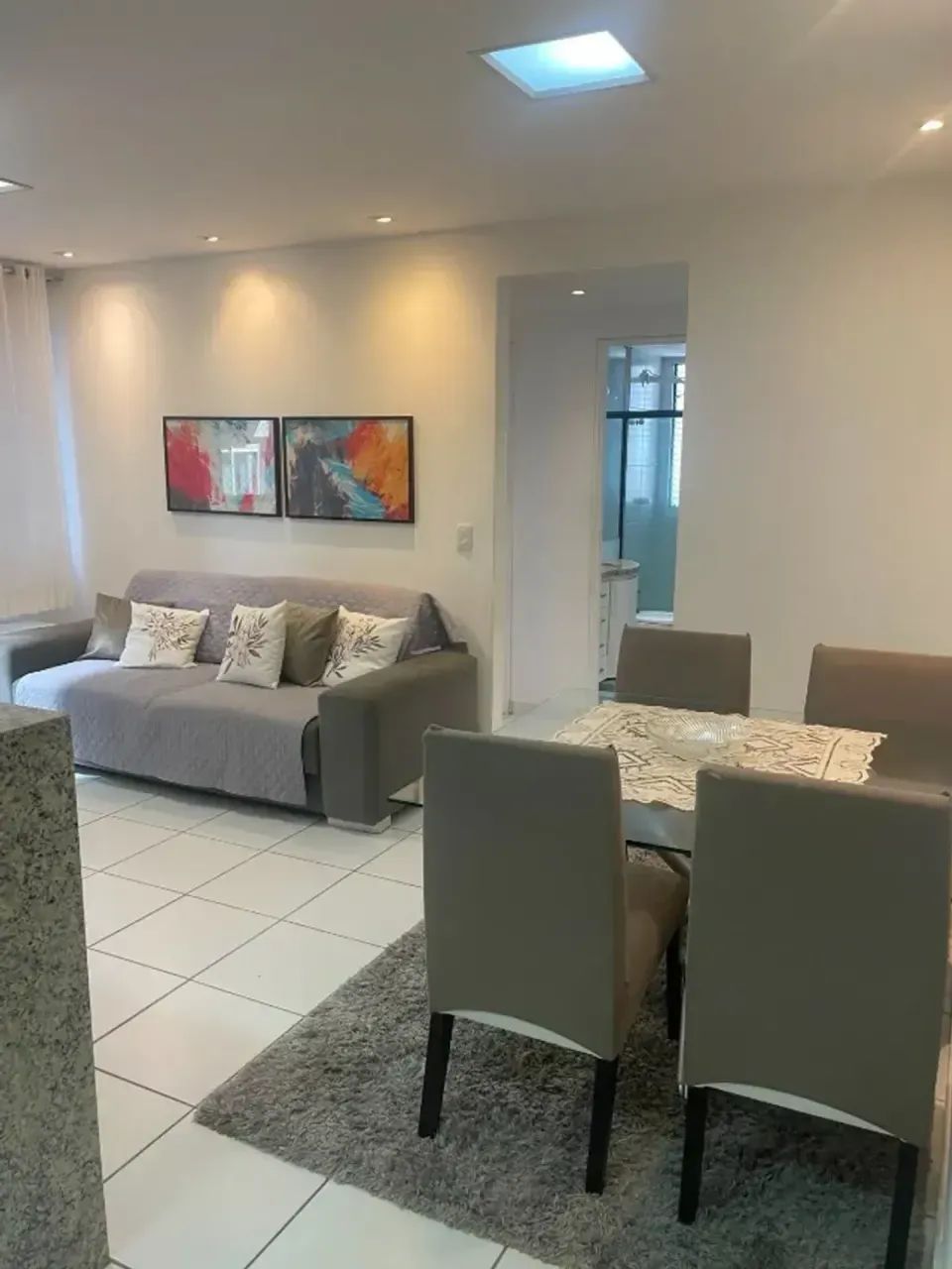 QUARTO E SALA A METROS DA PRAIA - Foto 2