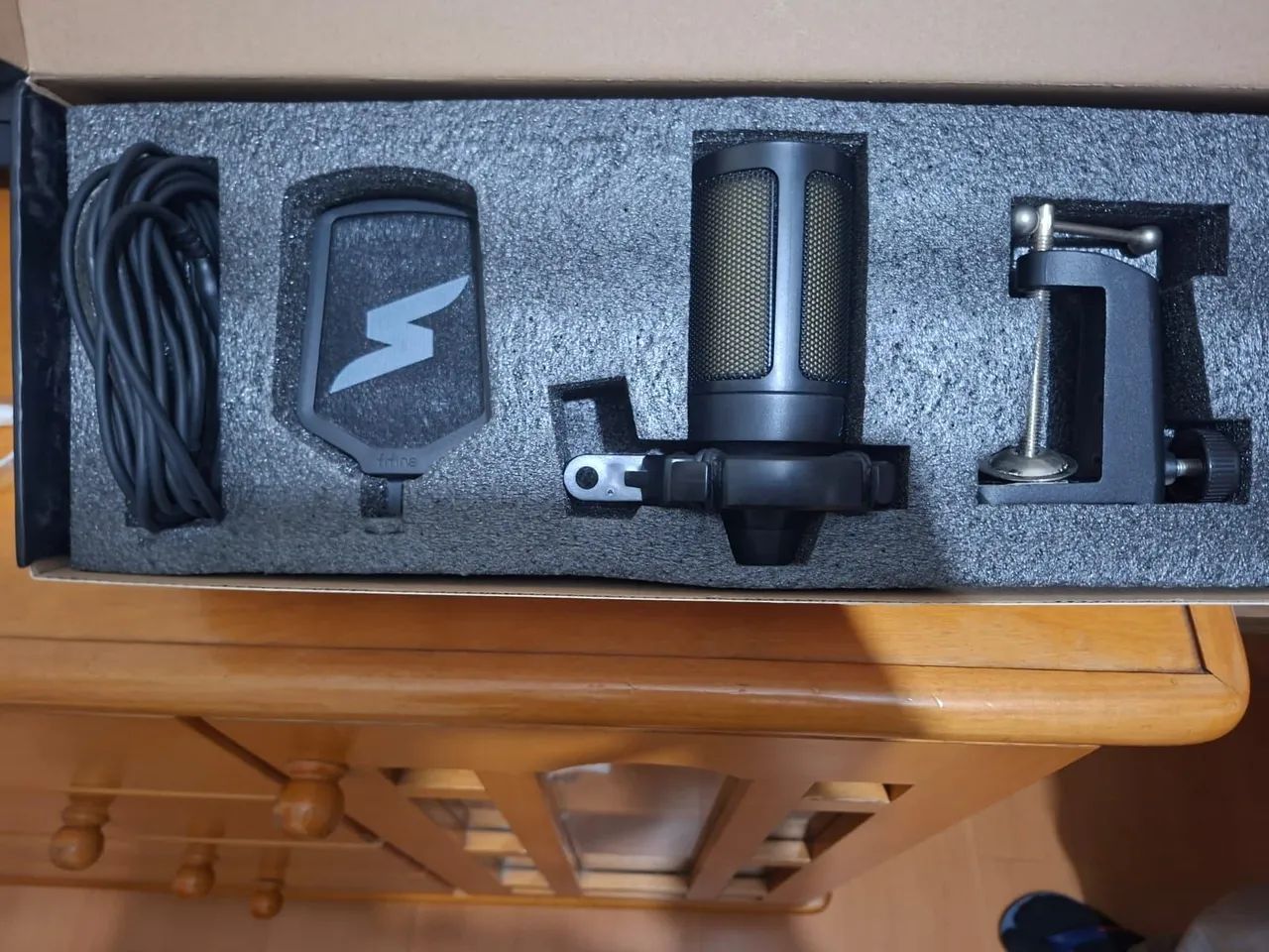 VENDO KIT DE MICROFONE GAMER USB SUPERFRAME SMF1 - Foto 3