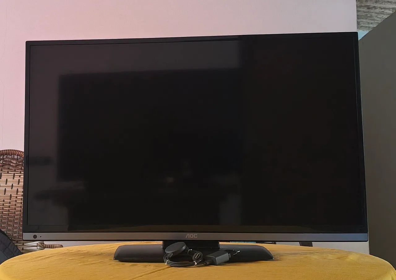 Kit Smart TV AOC 39" LED + Google Chromecast - Pronta para Streaming!