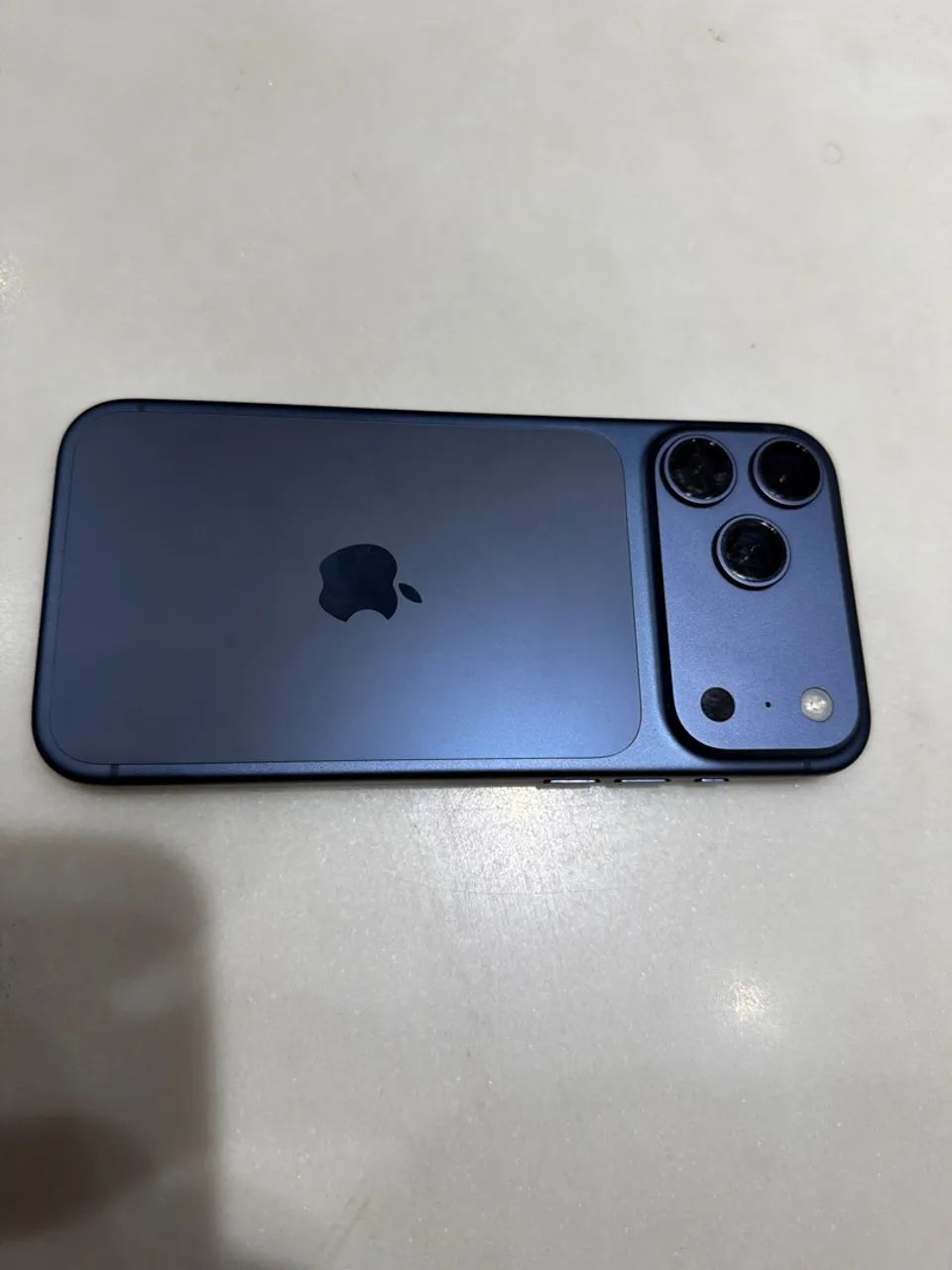 iPhone 17 pro max 256 azul 