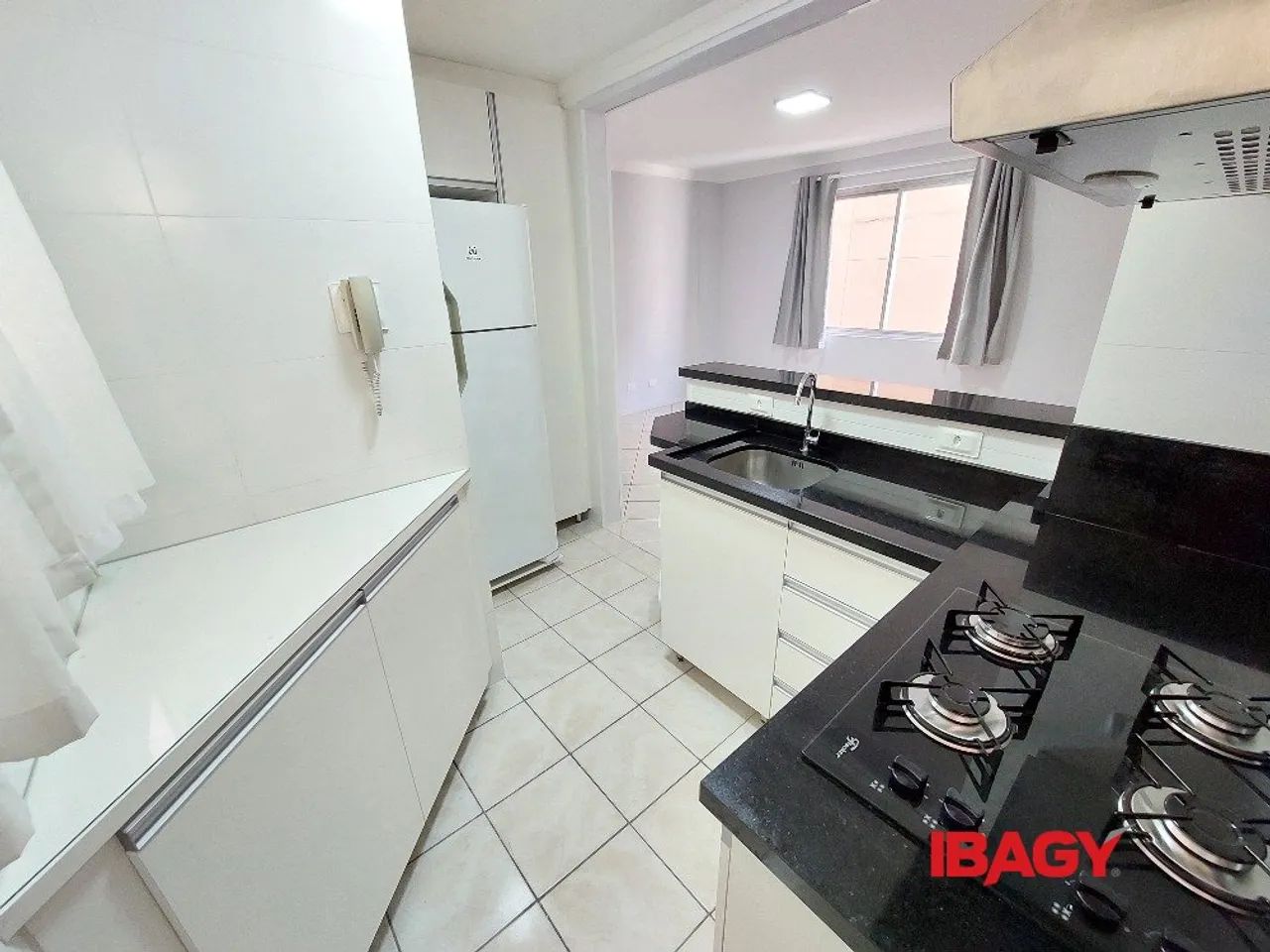 Excelente Apartamento 2 dormitório(s) em Centro - Florianópolis - Foto 4