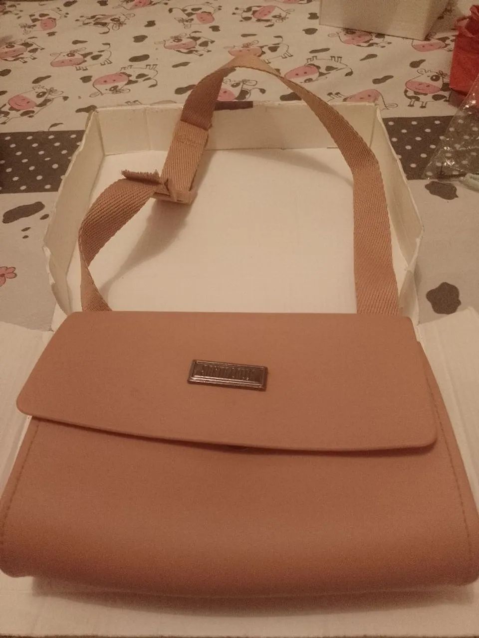 Bolsa laranja com creme