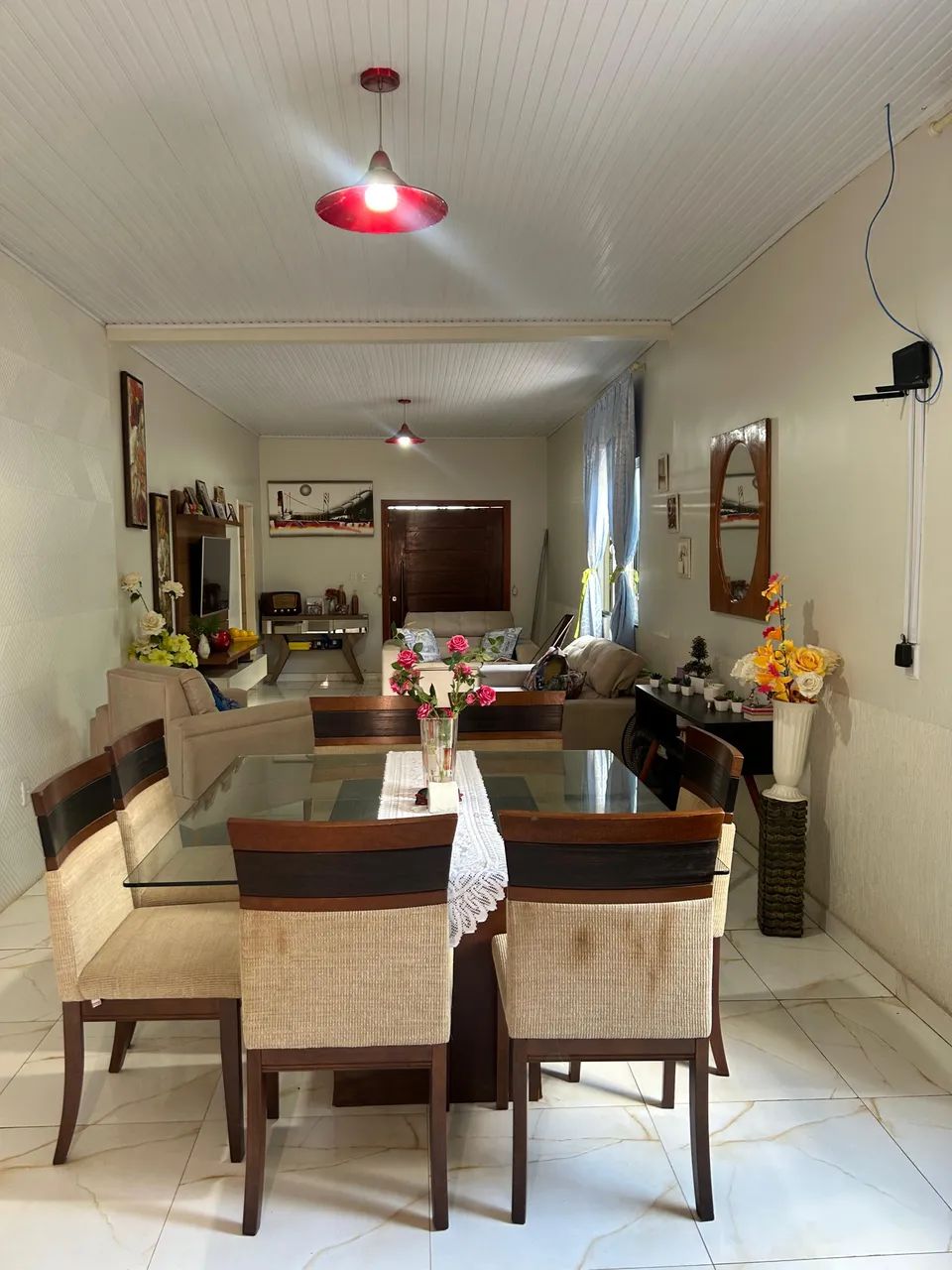 Casa ampla com 3 quartos sendo 1 suíte e com espaço para eventos no bairro Bonsucesso em R - Foto 4